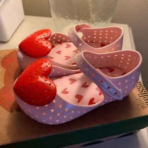 Mini Melissa Size 6 Heart Ultragirl Furadinha